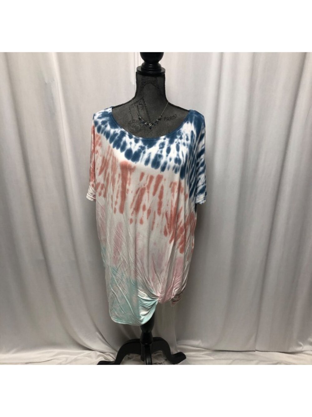Maurices Tie Dye Top Womens Size XXL Short Sleeve Tie at Bottom Comfy Tee